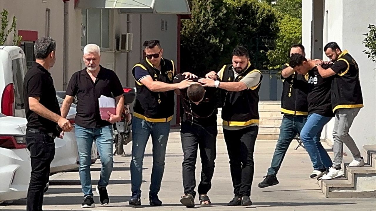 Adana'da kapkaçla cep telefonu çalan 2 şüpheli tutuklandı