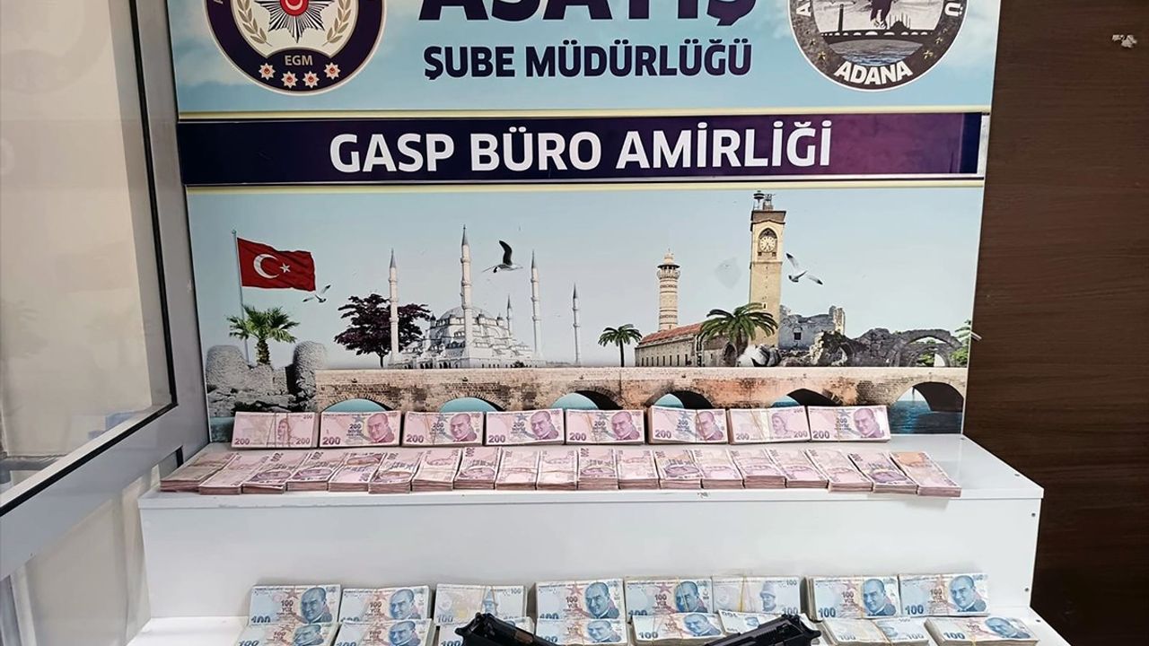 Adana'da Kuyumcu Soygunu: Yaklaşık 1 Kilogram Altınla 3 Zanlı Tutuklandı