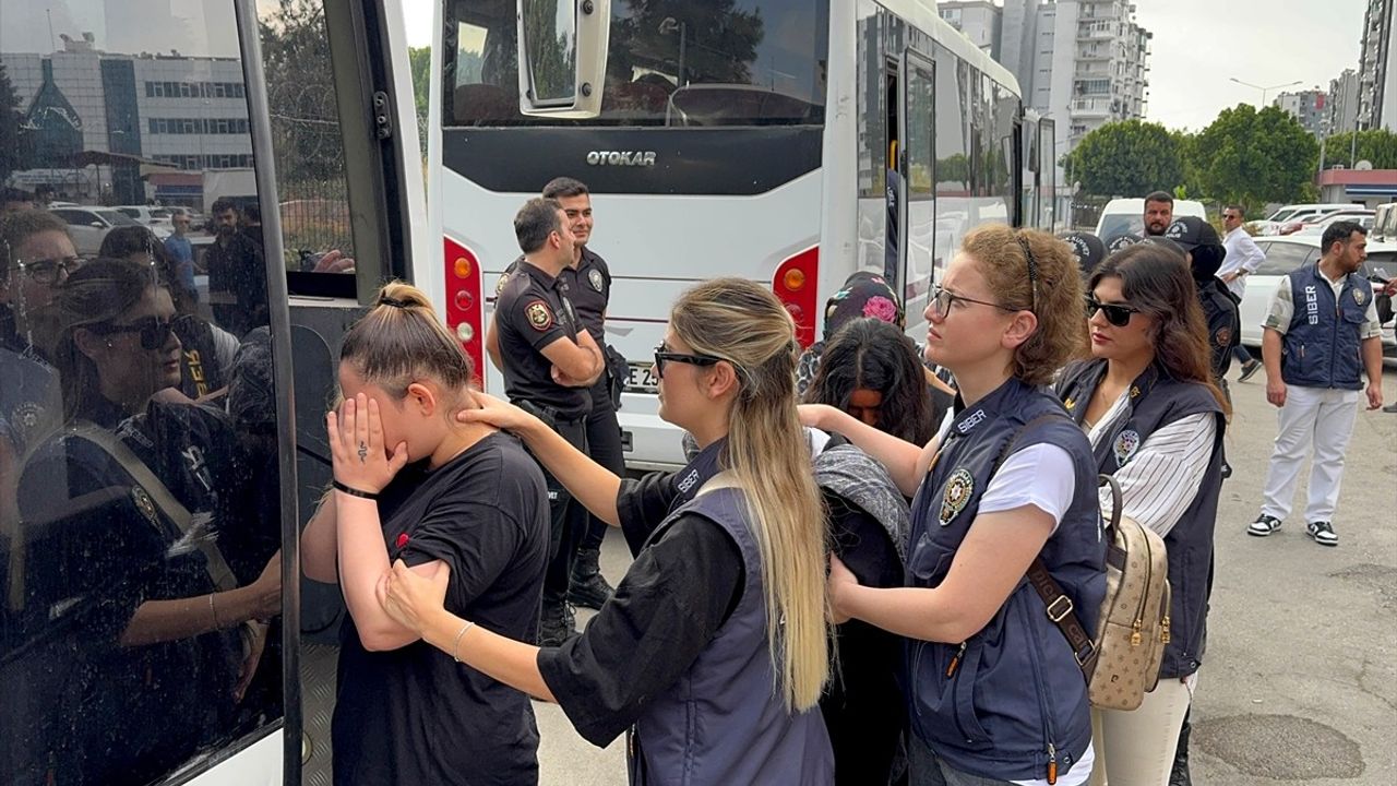 Adana Merkezli Yasa Dışı Bahis Operasyonunda 33 Zanlı Yakalandı