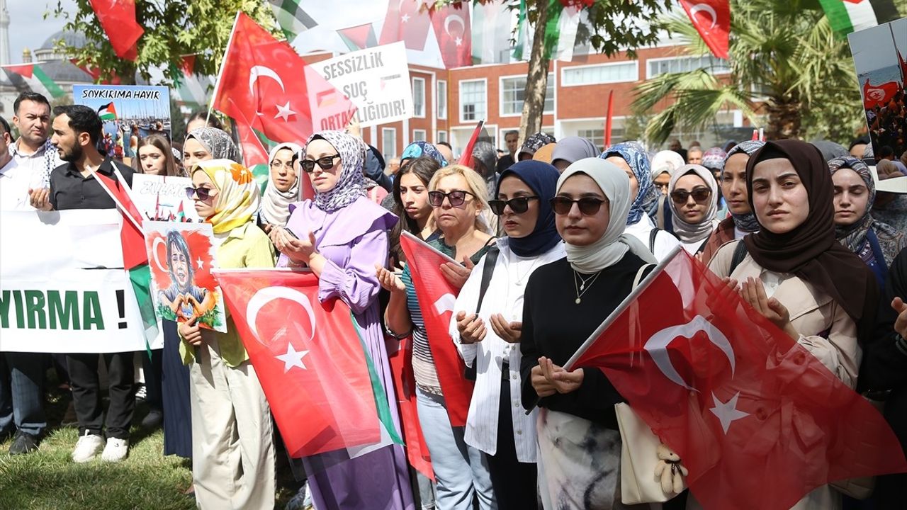 Adıyaman Üniversitesi'nde Gazze'ye Destek Yürüyüşü