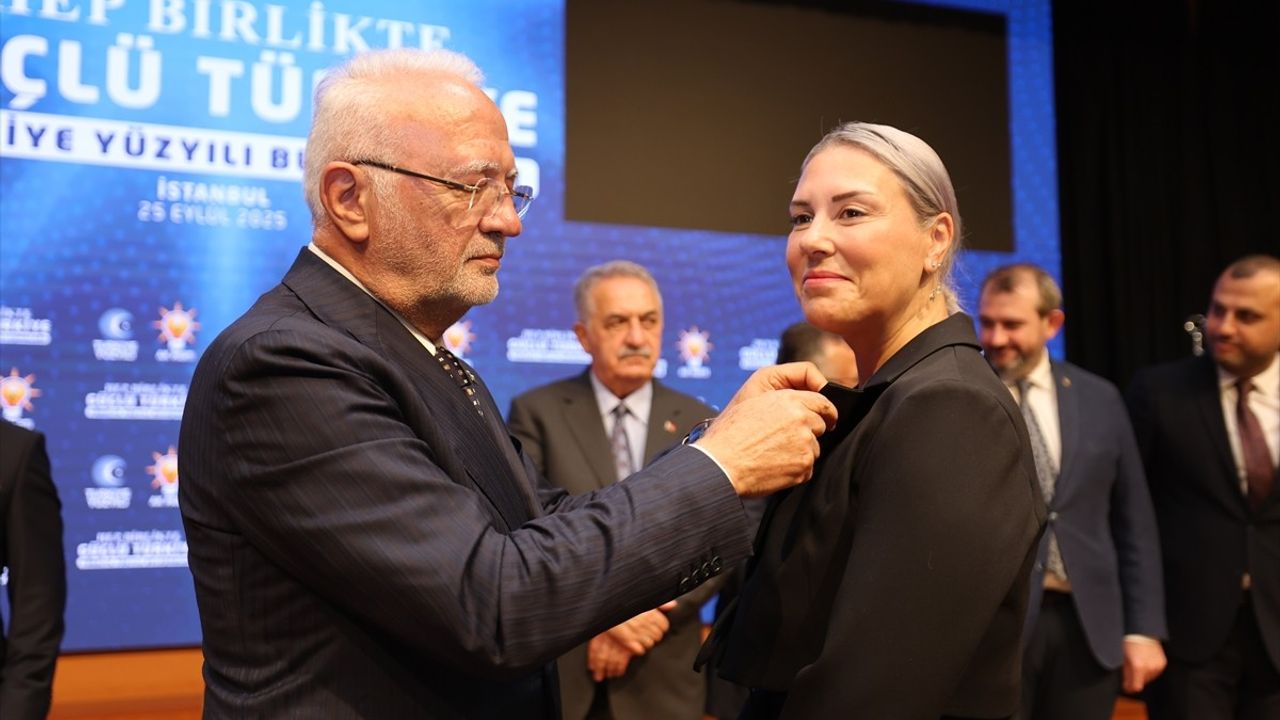 AK Parti İstanbul'da 39 ilçede 1700 programı değerlendirdi