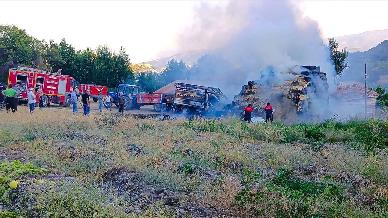 Amasya'da Yangın: Taşova Mercimek'te Bin Balya Saman ve Araç Kullanılamaz Hale Geldi
