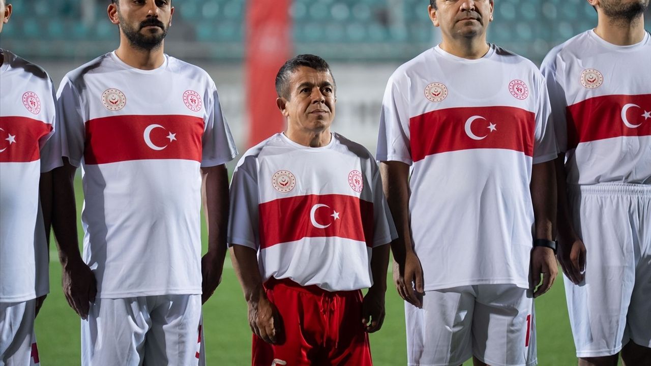 Ankara'da 19 Eylül Gaziler Günü: 'Kardeşliğin Rengi Ayyıldız' Futbol Müsabakası