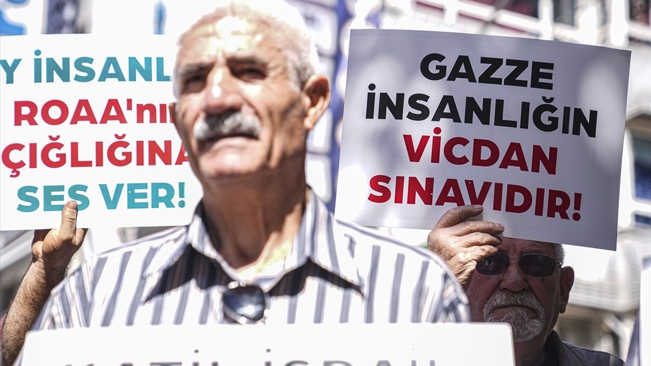 Ankara'da Engelli Derneklerinden Çağrı: 'Gazzeli Görme Engelli Roaa'nın Çığlığını Duyun'