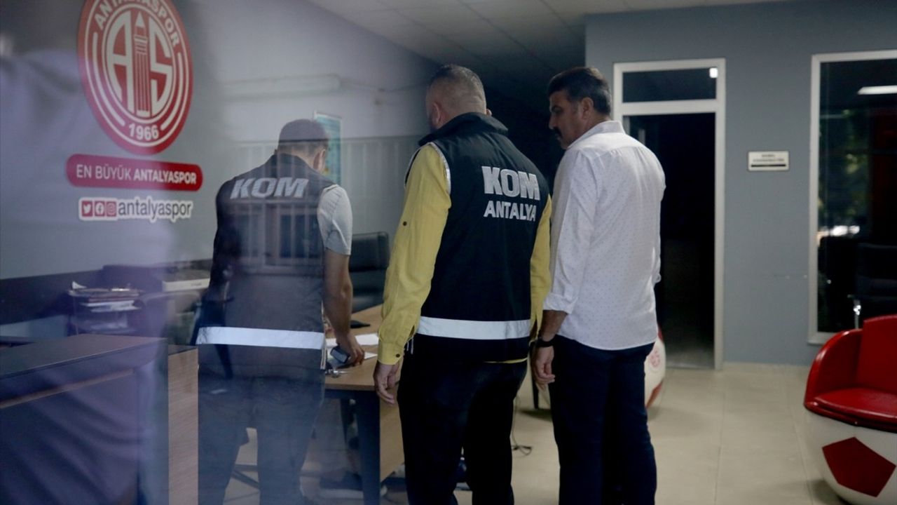 Antalya Büyükşehir Soruşturmasında Gözaltı Sayısı 20'ye Yükseldi