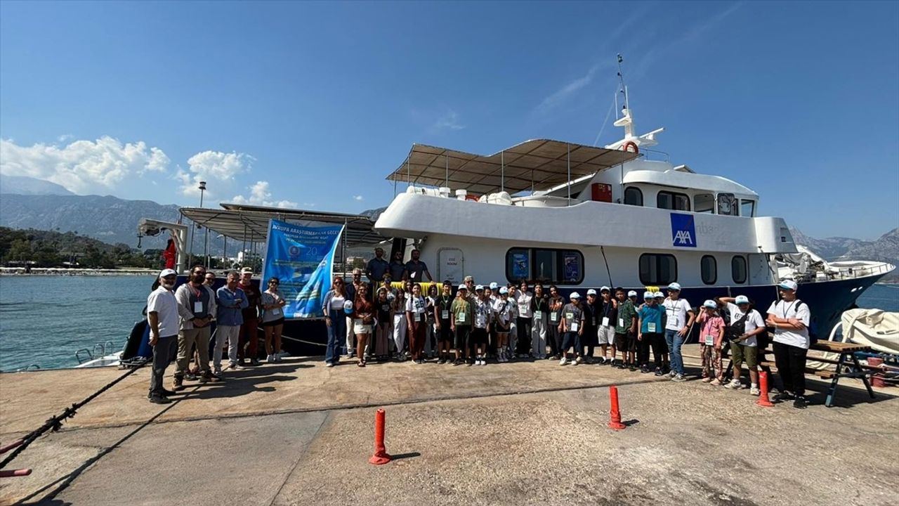 Antalya'da 'Mavide Bilim'le İlk Dalış Heyecanı
