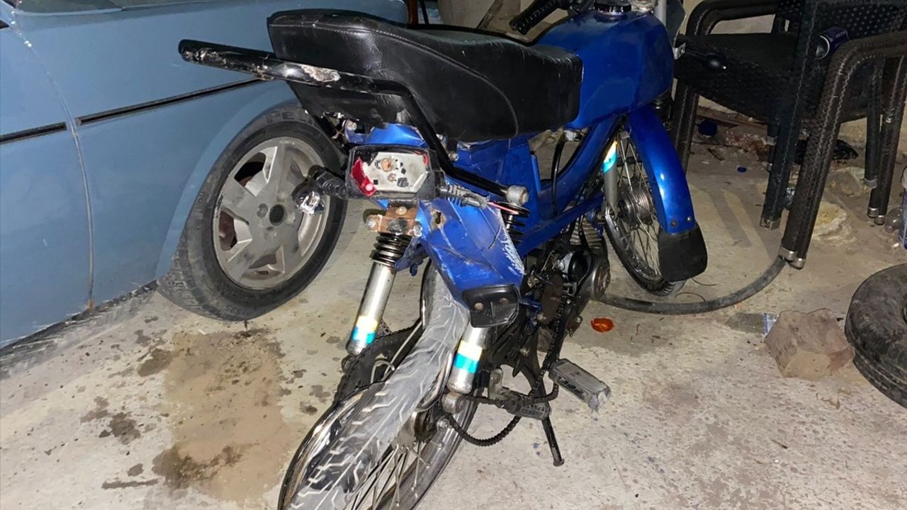 Antalya Serik'te Motosiklet Sürücüsü Otomobil Çarpmasıyla Öldü