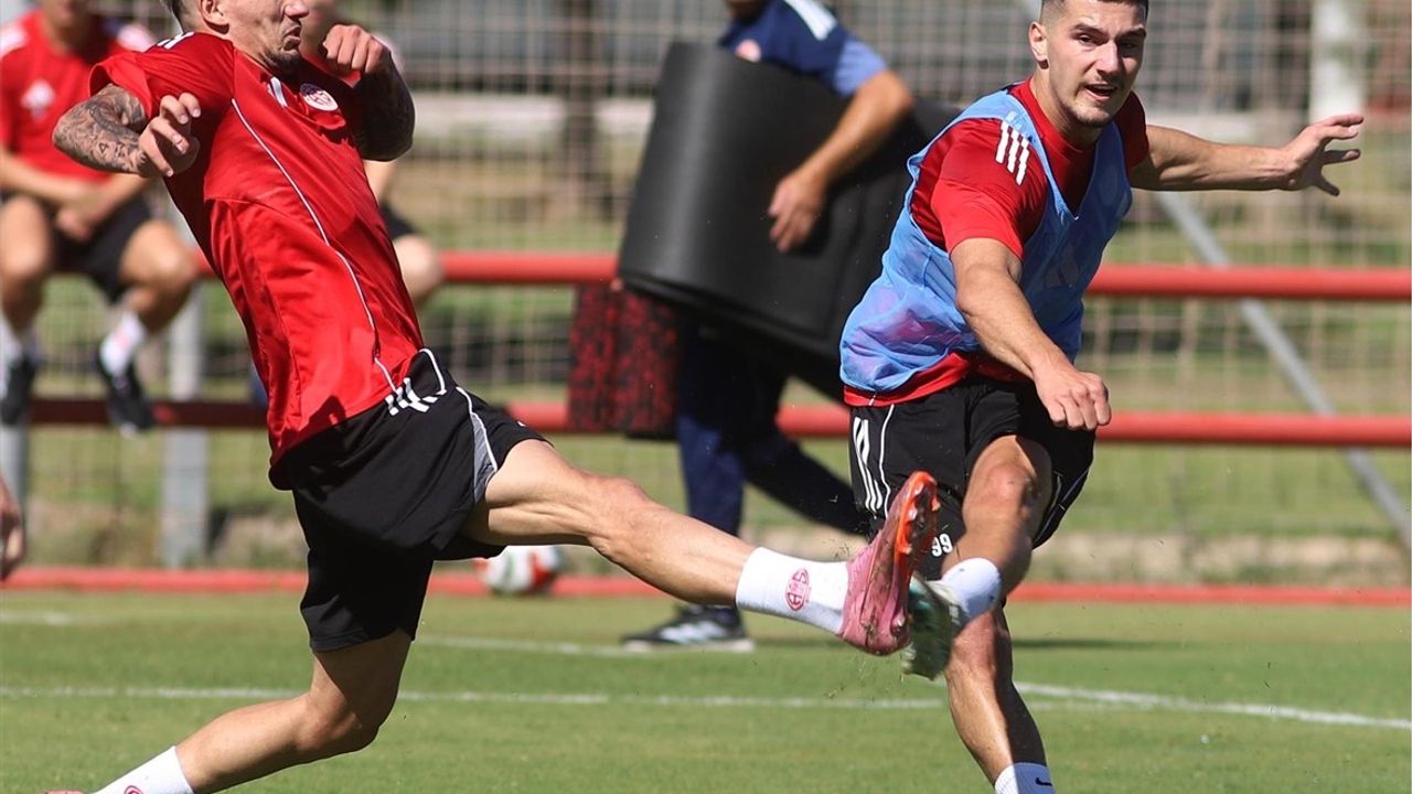 Antalyaspor, 28 Eylül'deki Fenerbahçe Maçı İçin Hazırlıklara Başladı
