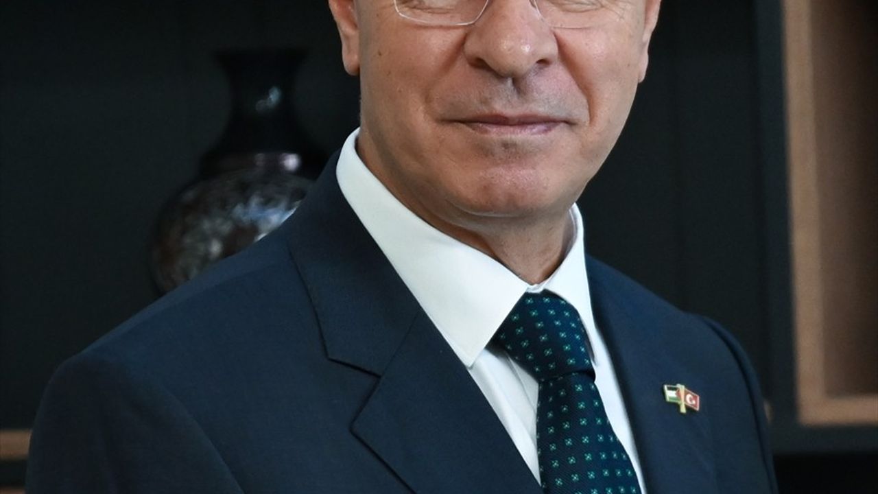 Arıkan, Filistin'in Ankara Büyükelçisi Faed Mustafa ile Görüştü