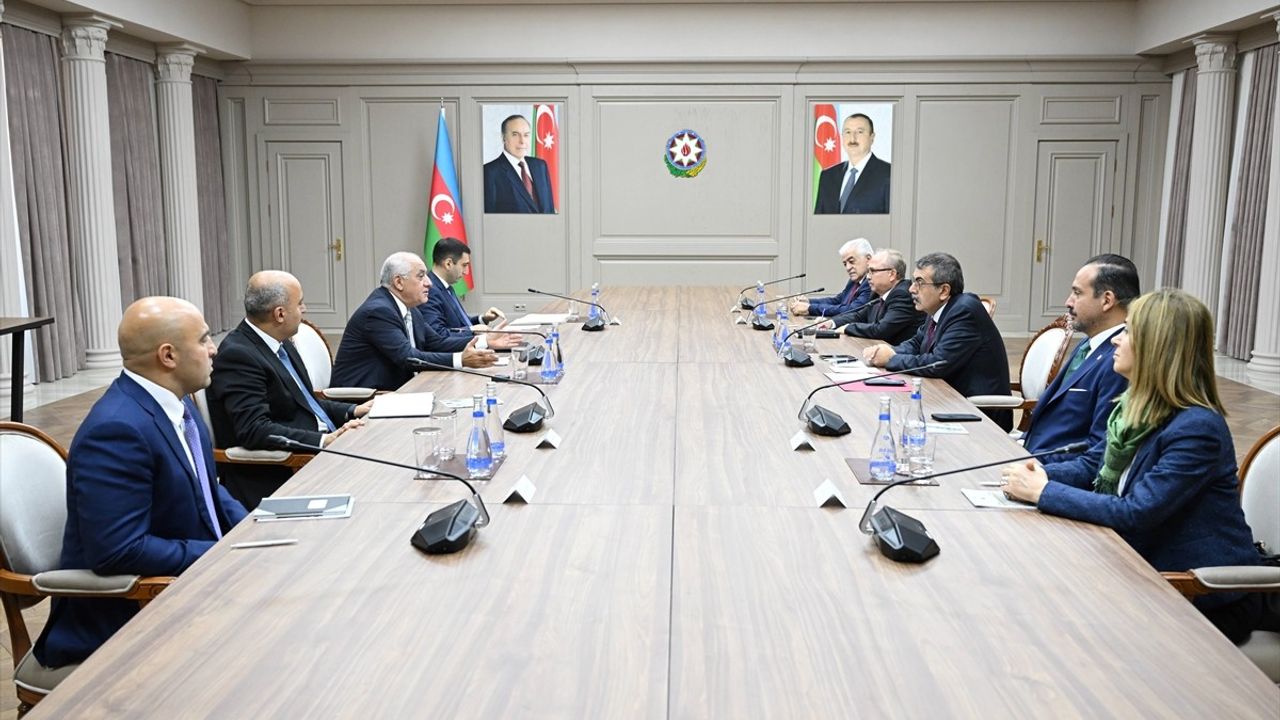 Asadov, Bakan Tekin'i Kabul Etti: Bakü'de Eğitim İşbirliğinde Yeni Adımlar