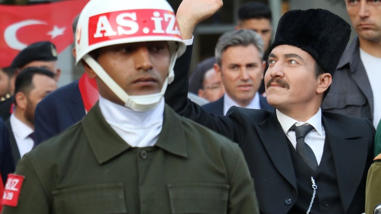 Atatürk'ün Sivas'a Gelişi Temsili Canlandırıldı | Sivas Kongresi 106. Yıl