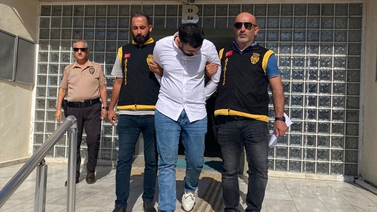 Aydın'da 'MİT Görevlisi' Deyip Dolandıran Şüpheli İstanbul'da Yakalandı, Tutuklandı