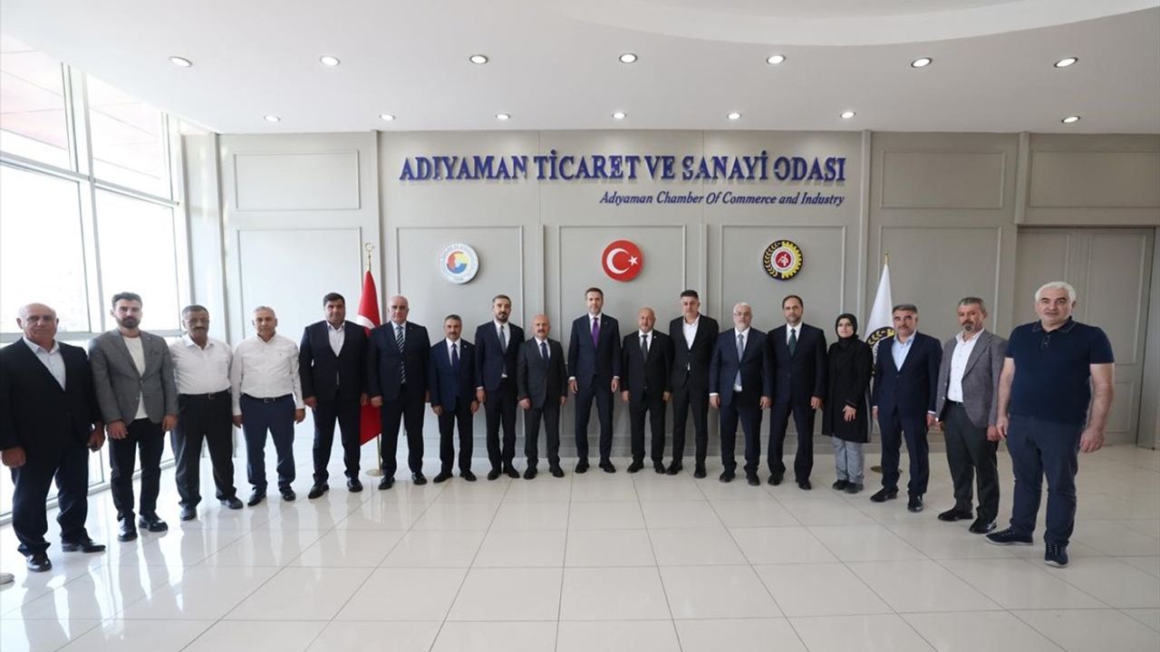 Bakan Bayraktar Adıyaman'da STK'larla Buluştu: Türkiye Petrolleri ve Enerji Vurgusu