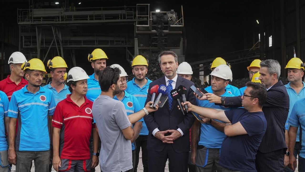 Bakan Bayraktar: Soma Termik Santrali Bu Ay Yeni İşletmeciyle Yeniden Faaliyete Geçecek