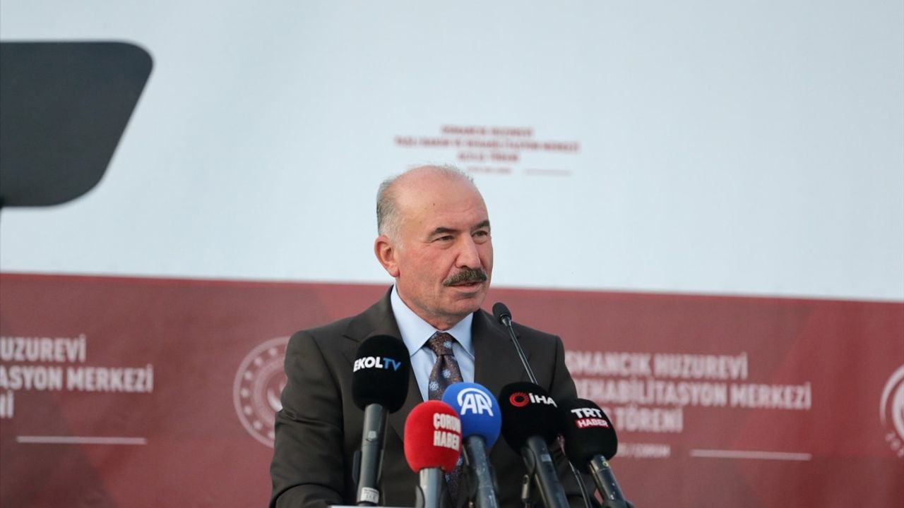 Bakan Göktaş: 2025 Aile Yılı'nda Yaşlıları Toplumun Asli Aktörleri Yapacağız