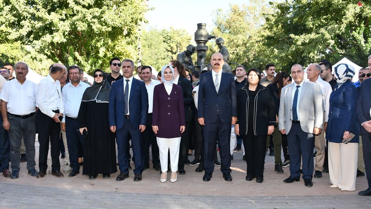 Bakan Göktaş Batman'da: 'Türkiye Yüzyılı'nı Ailelerle İnşa Edeceğiz