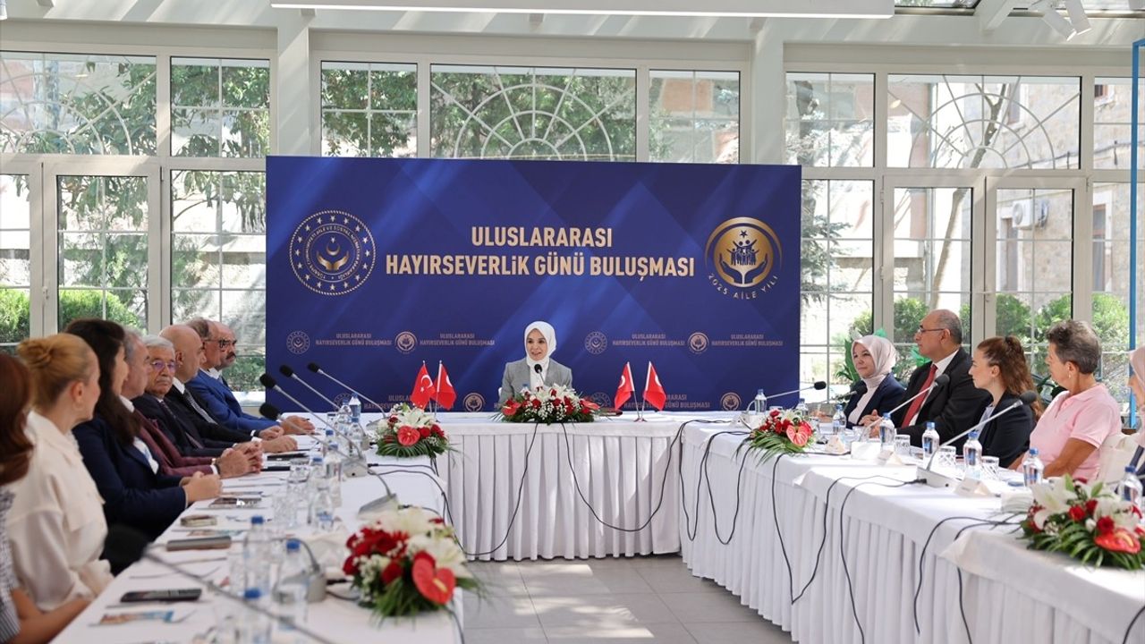 Bakan Göktaş Darülaceze Bağışçılarıyla Buluştu: 'Hayırseverlik Dünyayı Değiştirecek'