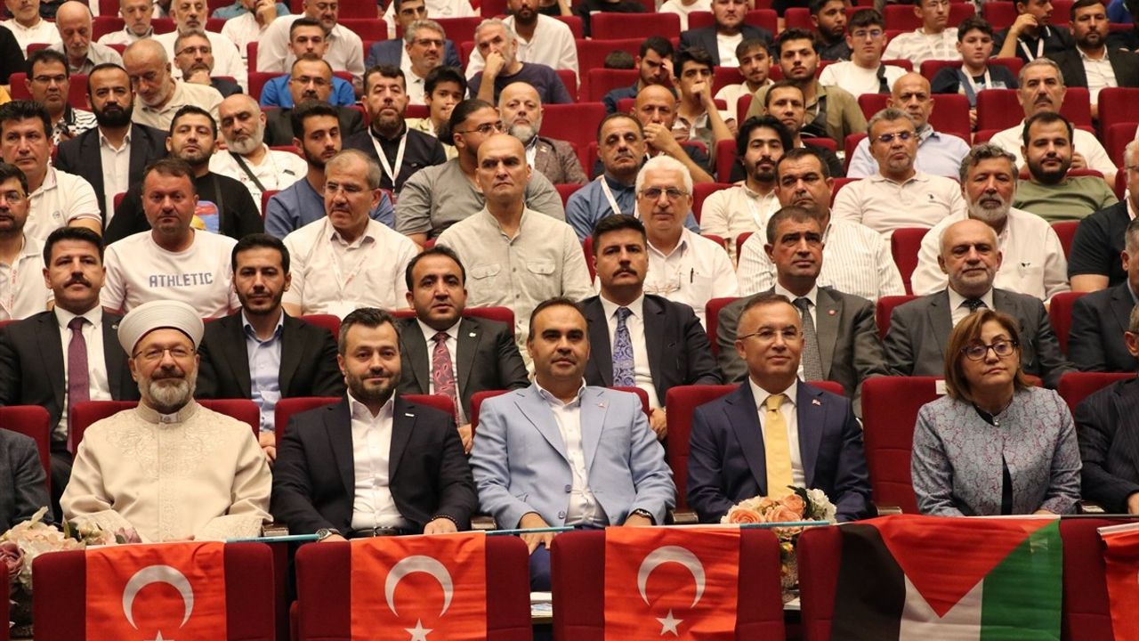 Bakan Kacır Gaziantep'te: Güvenilir Yapay Zeka ve Milli Teknoloji Hamlesi