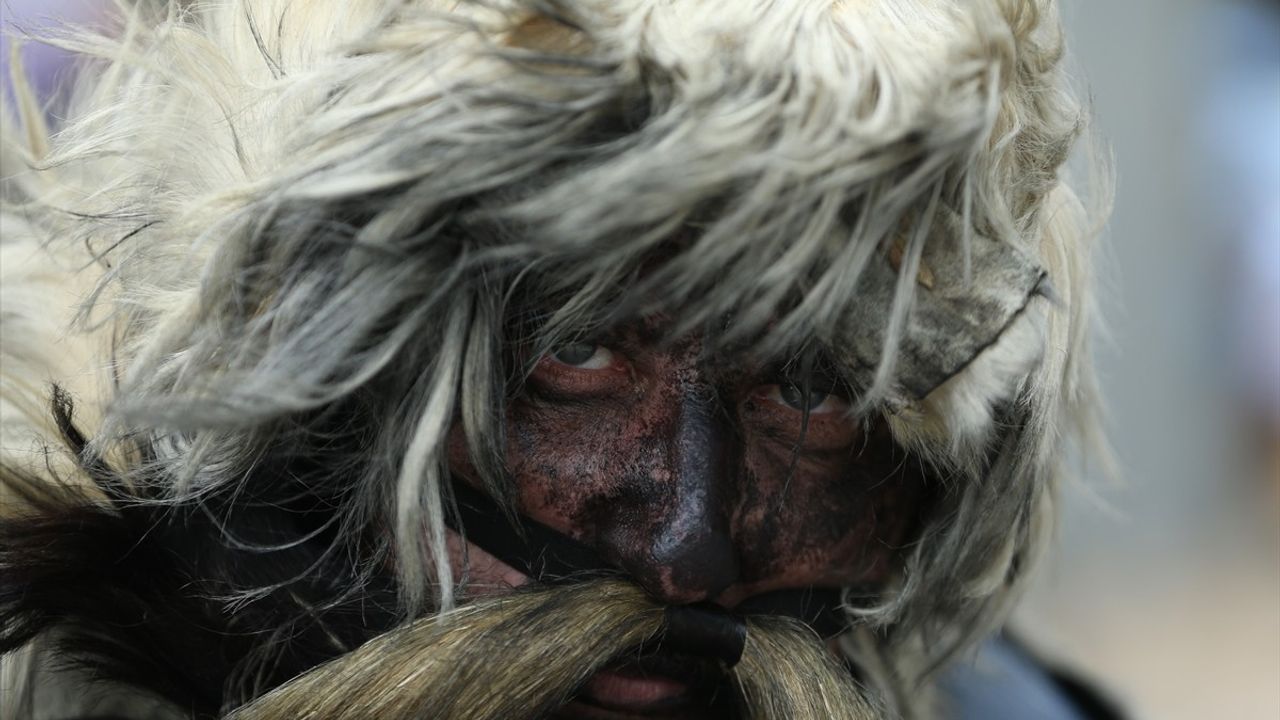 Balıkesir'in 103. Kurtuluş Yıldönümü 'Tülütabaklar' Gösterisiyle Kutlandı