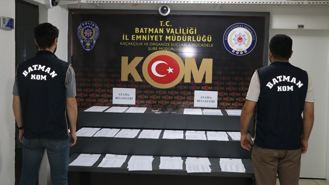 Batman'da 'İş' Vaadiyle 30 Milyonluk Dolandırıcılık: 4 Zanlı Tutuklandı