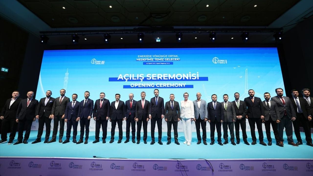 Bayraktar: Rüzgar ve Güneşte Kurulu Güç 37 bin 118 Megavata Ulaştı — YEKA'da 2 bin MW Tahsisi