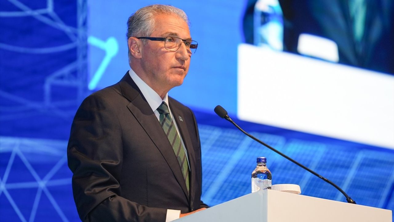 Bayraktar: Türkiye-Azerbaycan Enerji İşbirliği Bölgesel Arz Güvenliğini Güçlendiriyor