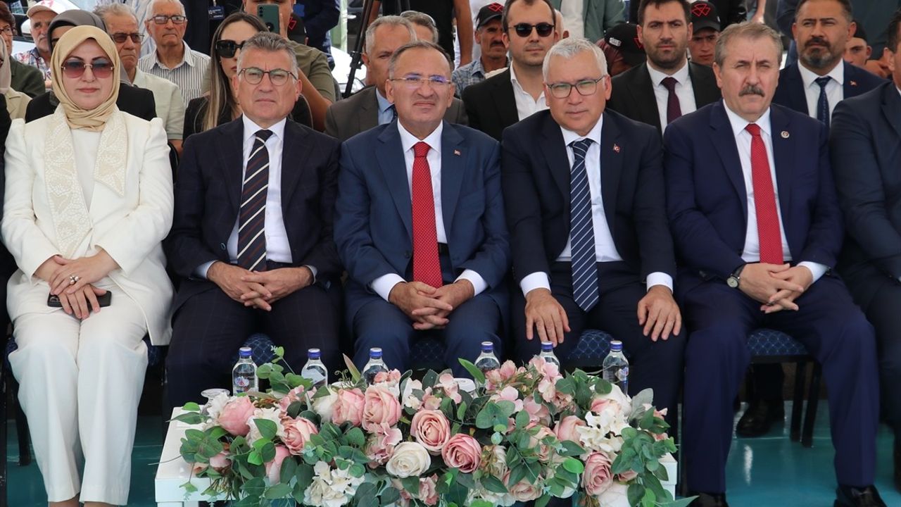 Bekir Bozdağ: Mazot, gübre ve ilaç desteğini ilk biz başlattık — Agro Tarım Sivas Fuarı
