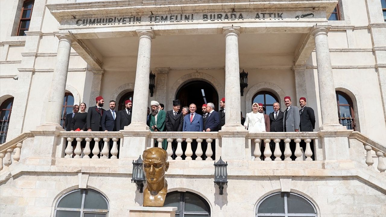 Bekir Bozdağ Sivas Kongresi'nin 106. Yıl Temsiline Katıldı