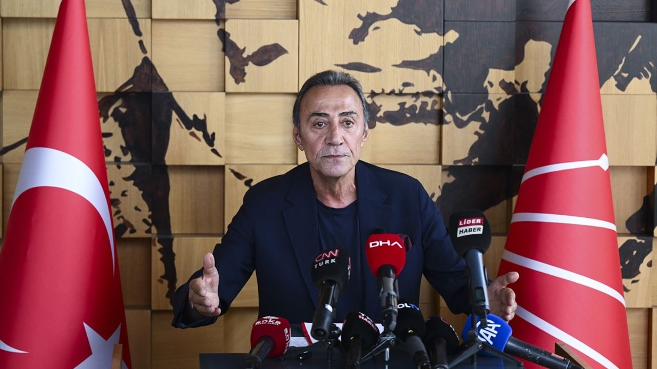Berhan Şimşek'ten CHP İstanbul'a Sert Eleştiri: 'Genel Merkez Sorumludur'