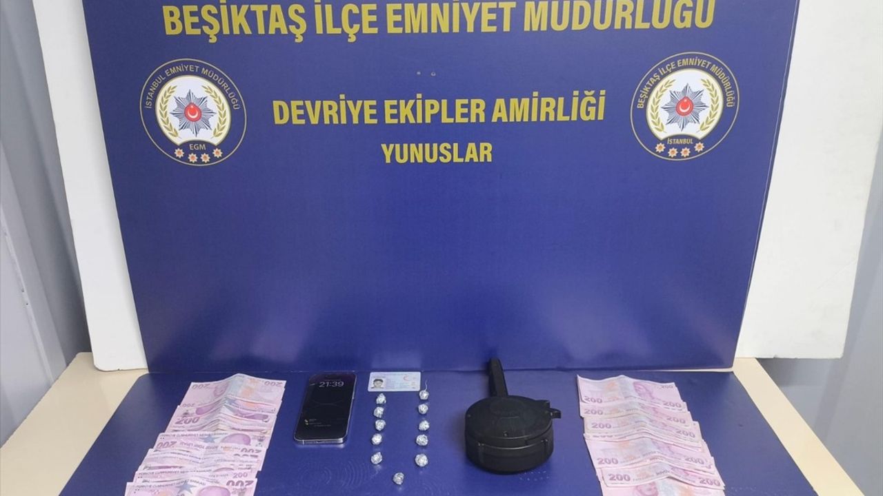 Beşiktaş'ta mıknatıslı gizli bölmede uyuşturucu ve 50 fişeklik şarjör bulunan şüpheli tutuklandı