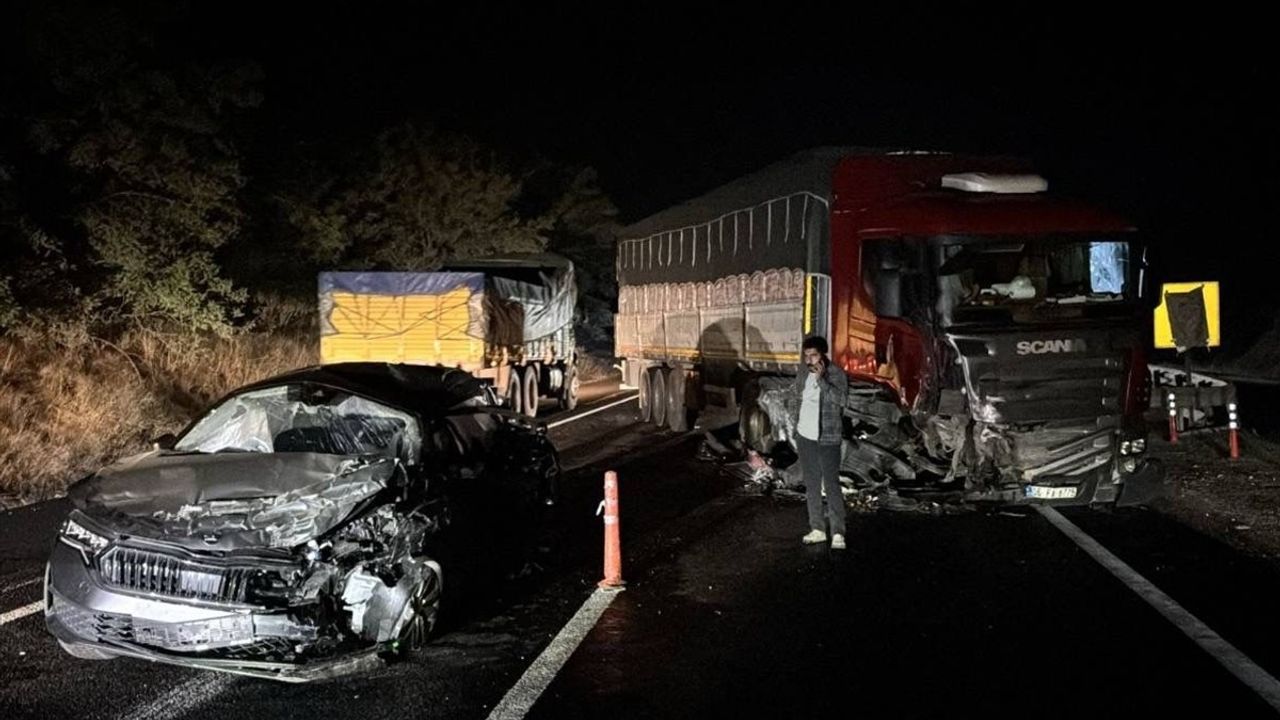 Bilecik'te Zincirleme Kaza: 4 Yaralı