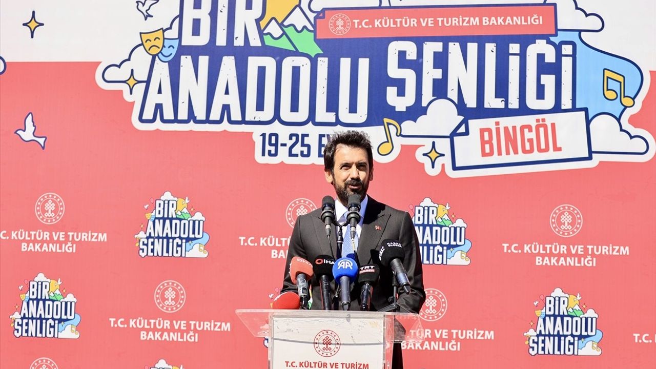 Bingöl'de 'Bir Anadolu Şenliği' Başladı