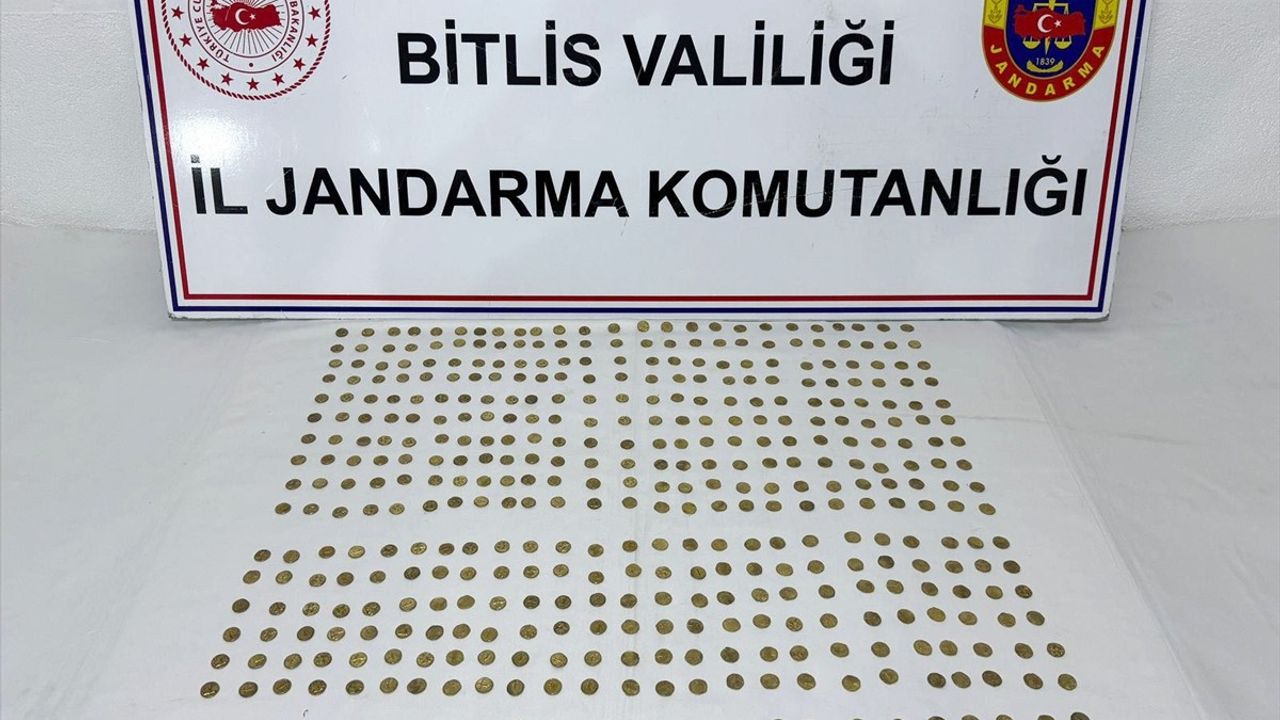 Bitlis'te 500 Roma Sikkesi Ele Geçirildi: 3 Gözaltı