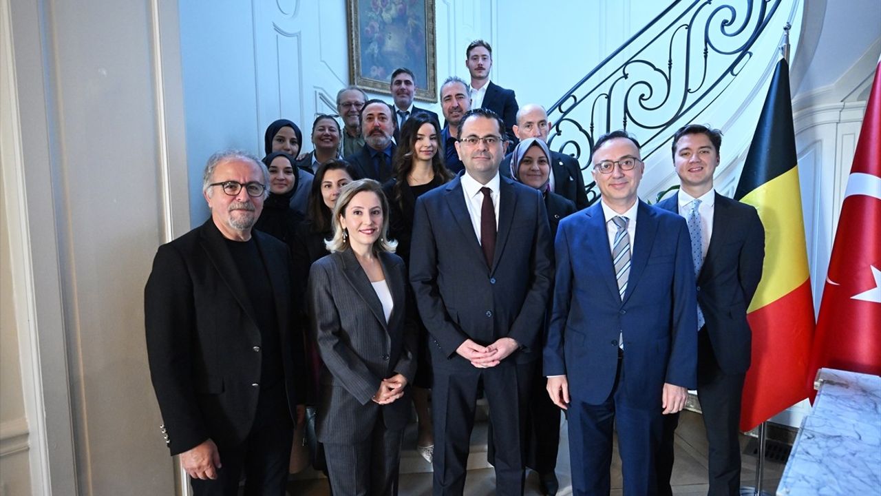 Brüksel Büyükelçisi Görkem Barış Tantekin, Türk Gazetecilerle Buluştu