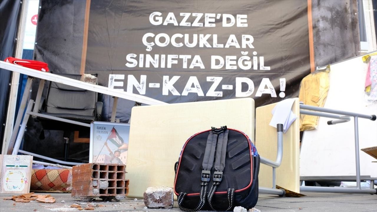 Bursa'da 'Gazze Sokağı' Projesiyle Farkındalık Oluşturuldu
