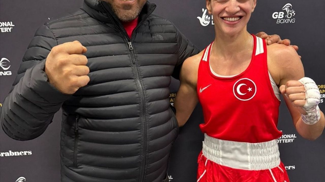 Buse Naz Çakıroğlu Dünya Boks Şampiyonası'nda Finale Yükseldi
