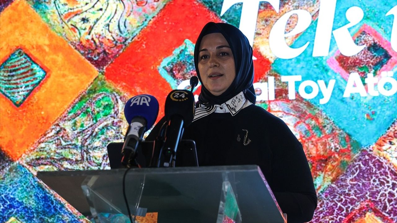 Cemal Toy Atölyesi’nin 'Tek ve Çok' Sergisi Nusret Çolpan Sanat Galerisi'nde Açıldı