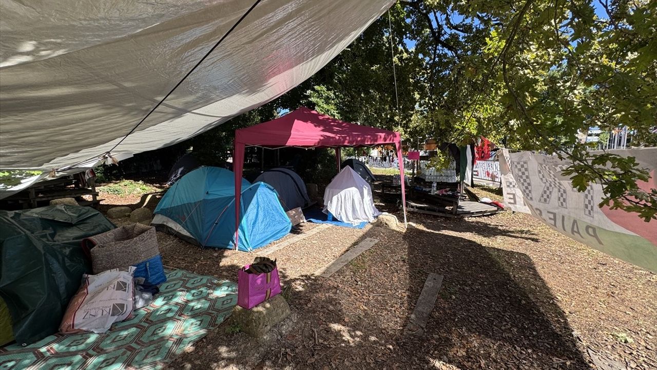 Cenevre'de BM Önünde Gazze İçin Çadır Eylemi: 'Soykırım Dursun'