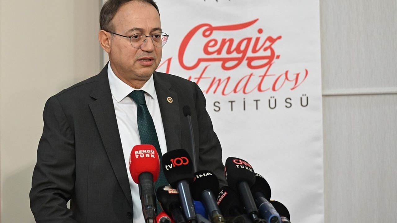 Cengiz Aytmatov'un "Cemile"si Ortak Türk Alfabesiyle Tanıtıldı — MHP'den Kültür Hamlesi