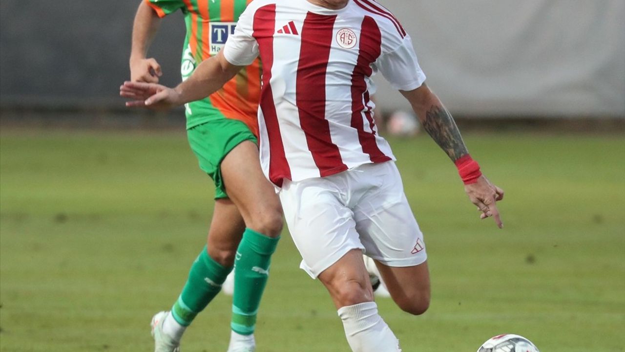 Corendon Alanyaspor, Hesap.com Antalyaspor'u 1-0 Yendi
