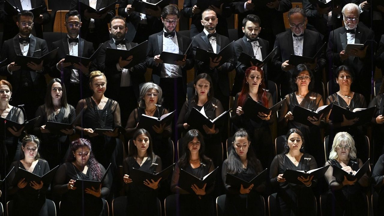 CSO, Ankara Kültür Yolu Festivali'ni "Symphonic Adiemus" ile açtı