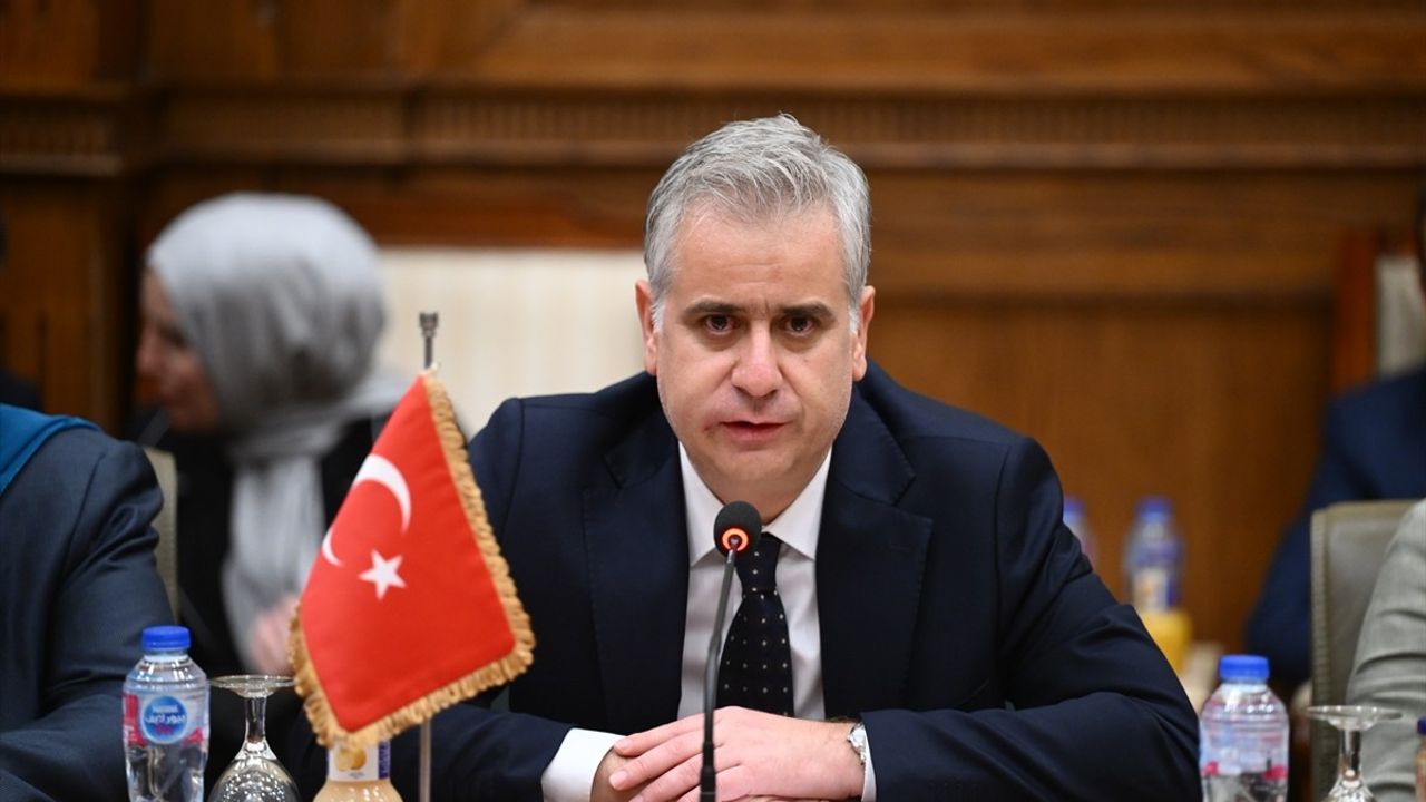 Cumhur İttifakı Kahire'de Mısırlı Yetkililerle Görüştü — Refah Sınır Kapısı Ziyareti Öncesi