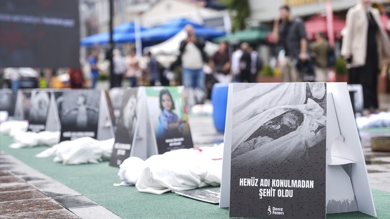 Deniz Feneri Derneği Eyüpsultan'da 'İzlemek Yetmez' ile Gazze İçin Farkındalık