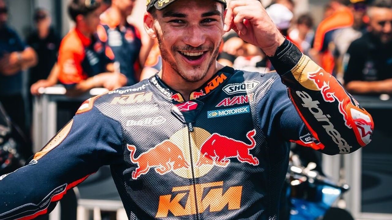 Deniz Öncü Avusturya'da Tedavi Ediyor: Hedef MotoGP, "Bir Aya Kadar Dönebilirim"