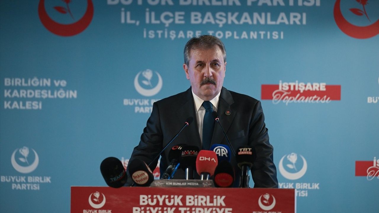 Destici: Güvenliğe Öncelik Verilmeli — BBP'den Gazze ve Savunma Vurgusu