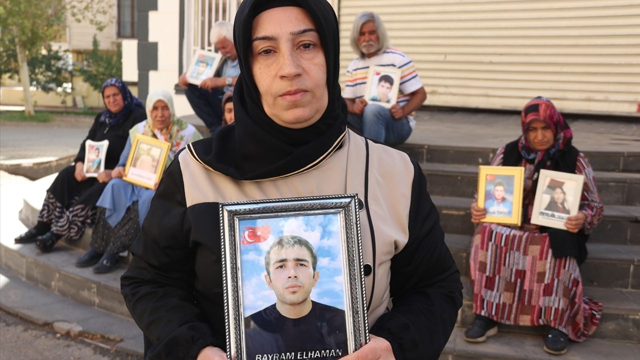 Diyarbakır Anneleri 2220'nci Günde Evlat Nöbetinde