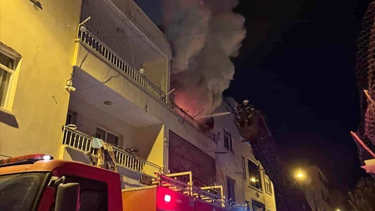 Diyarbakır Bismil'de Ev Yangını: 2 Yaşındaki Çocuk Hayatını Kaybetti