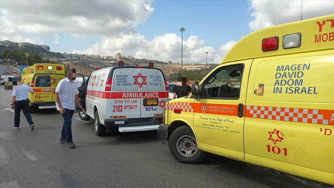 Doğu Kudüs Ramot Kavşağı'nda Saldırı: 4 Ölü, 15 Yaralı