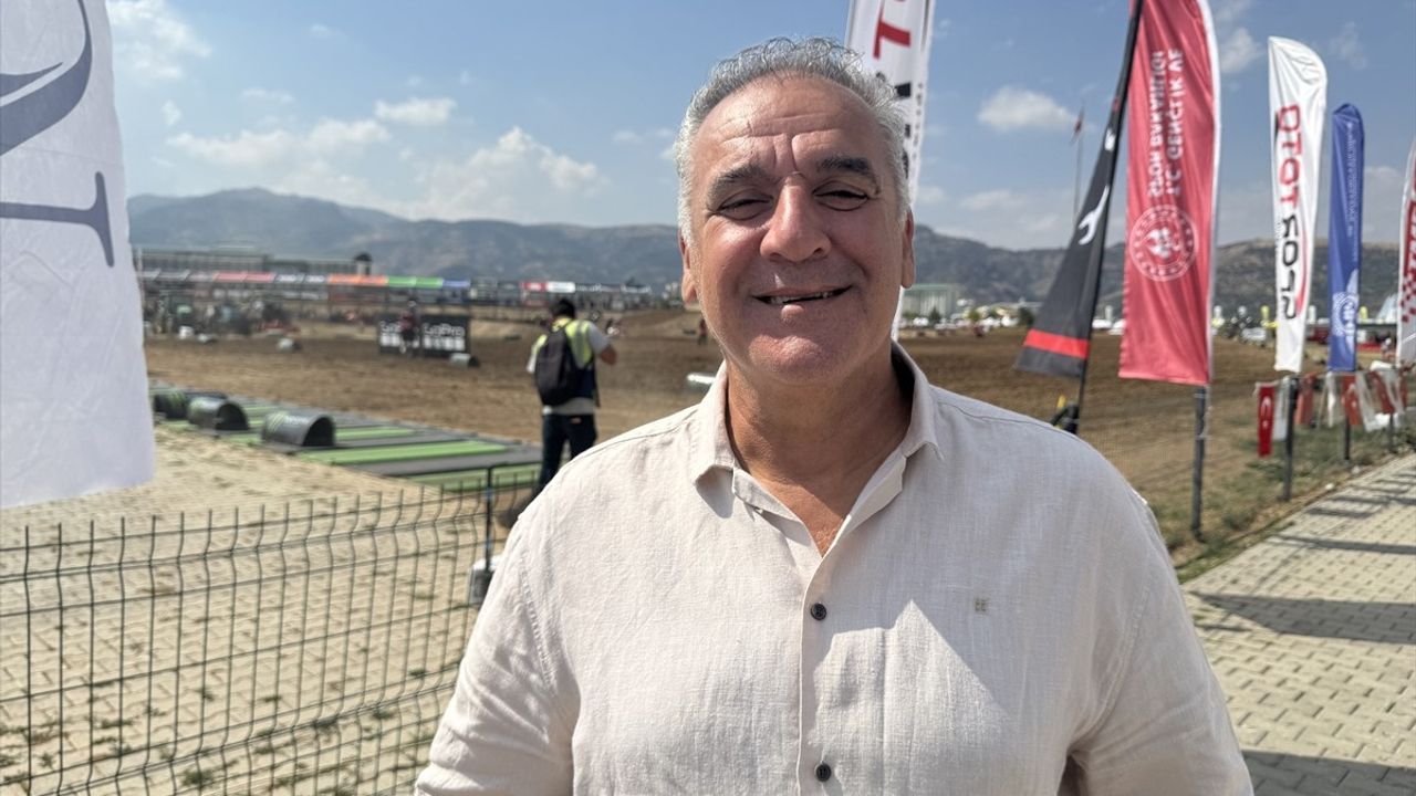 Dünya Motokros'ta 'En Önemli Puanlar' Afyonkarahisar'da