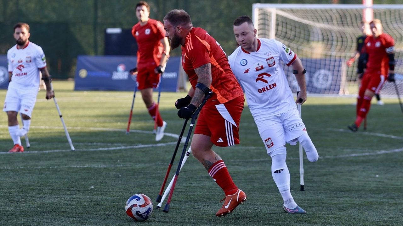 EAFF 2025: İngiltere 2-2 Polonya